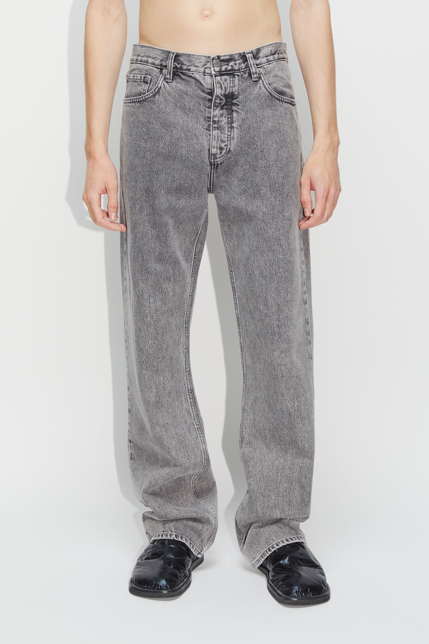 Relaxed Bootcut Rush Jeans in Mid Grey Stone – HOPE STHLM