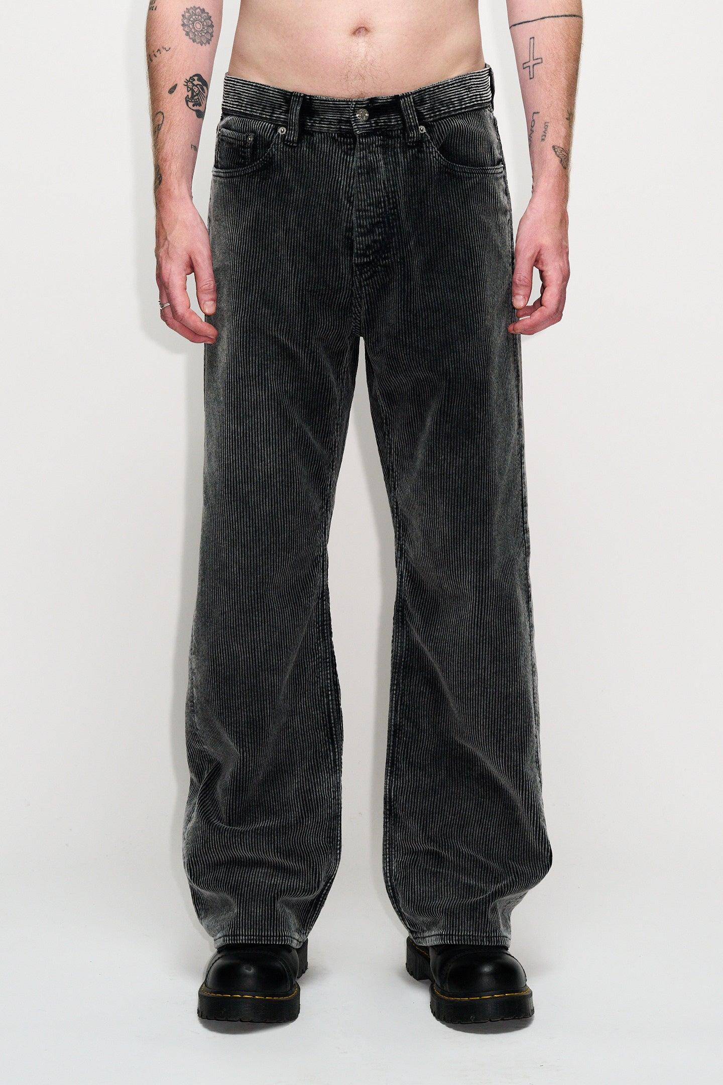 正規店仕入れの HOPE Criss Jeans – HOPE STHLM パンツ
