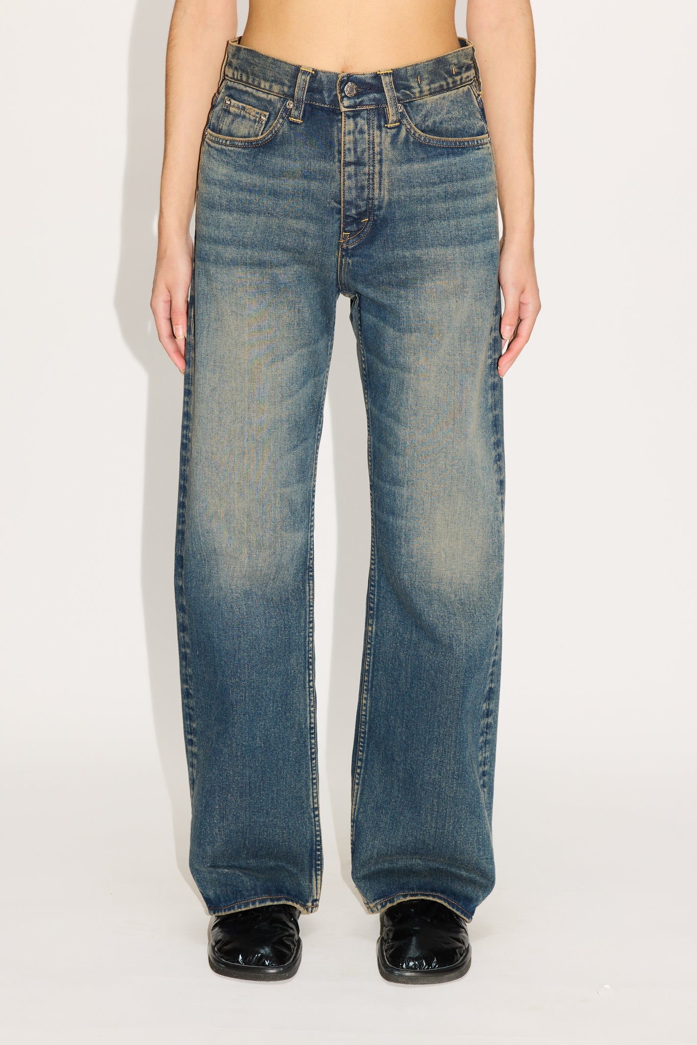 Loose-fit Jeans
