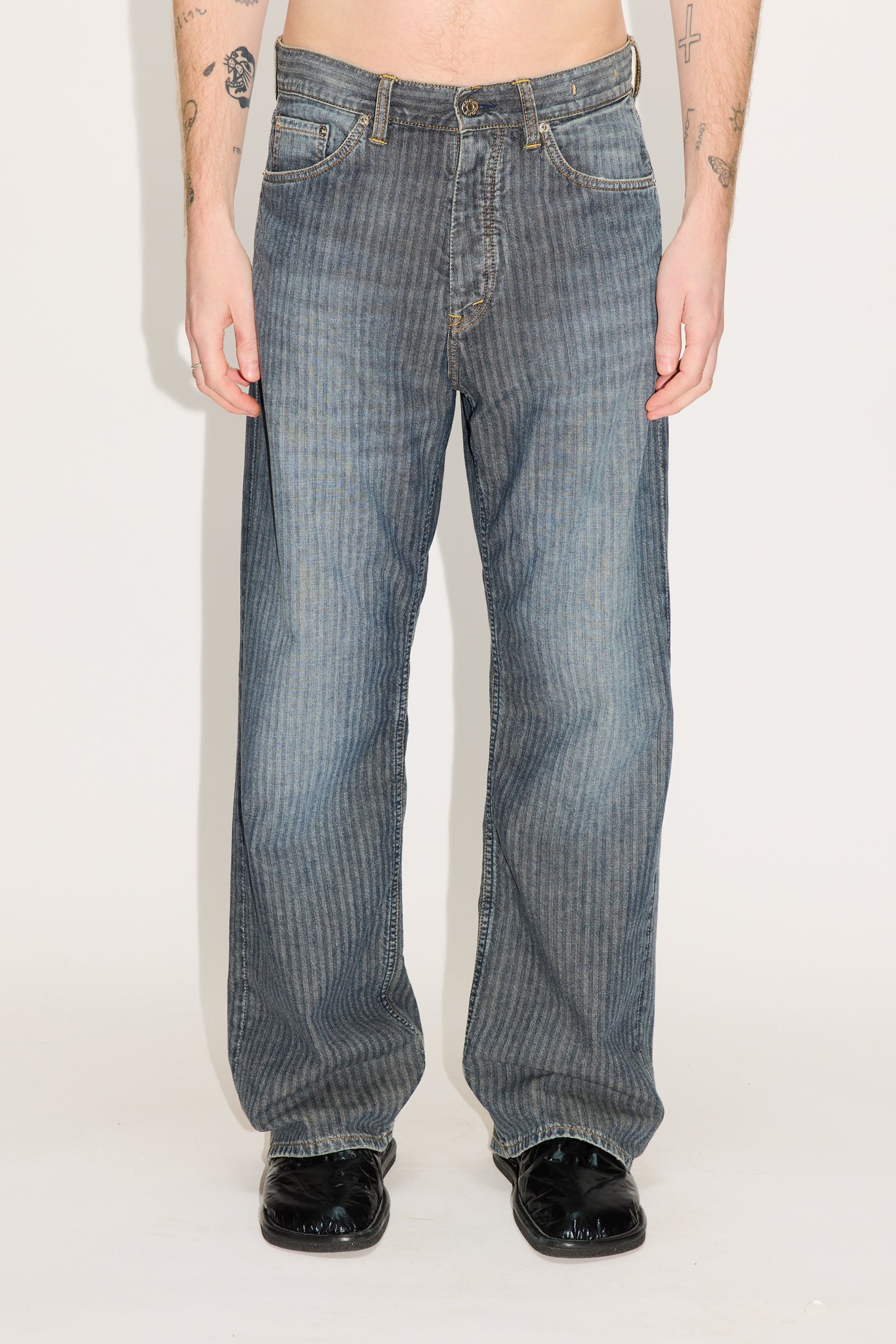 Loose-fit Jeans