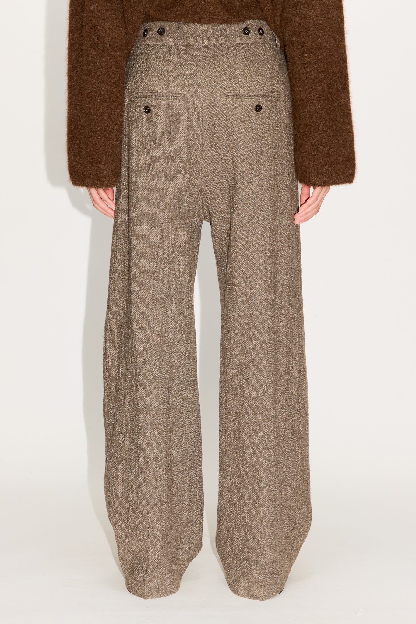 Loose Fit Trousers in Wavy Beige Twill – HOPE STHLM