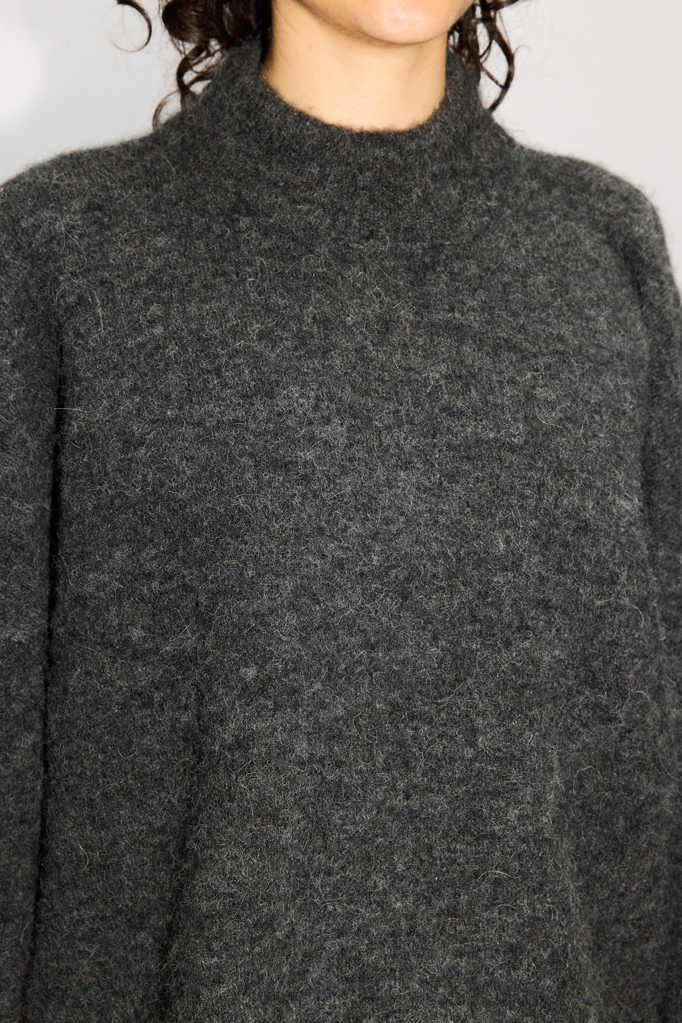 Cropped Oversized Sweater – HOPE STHLM