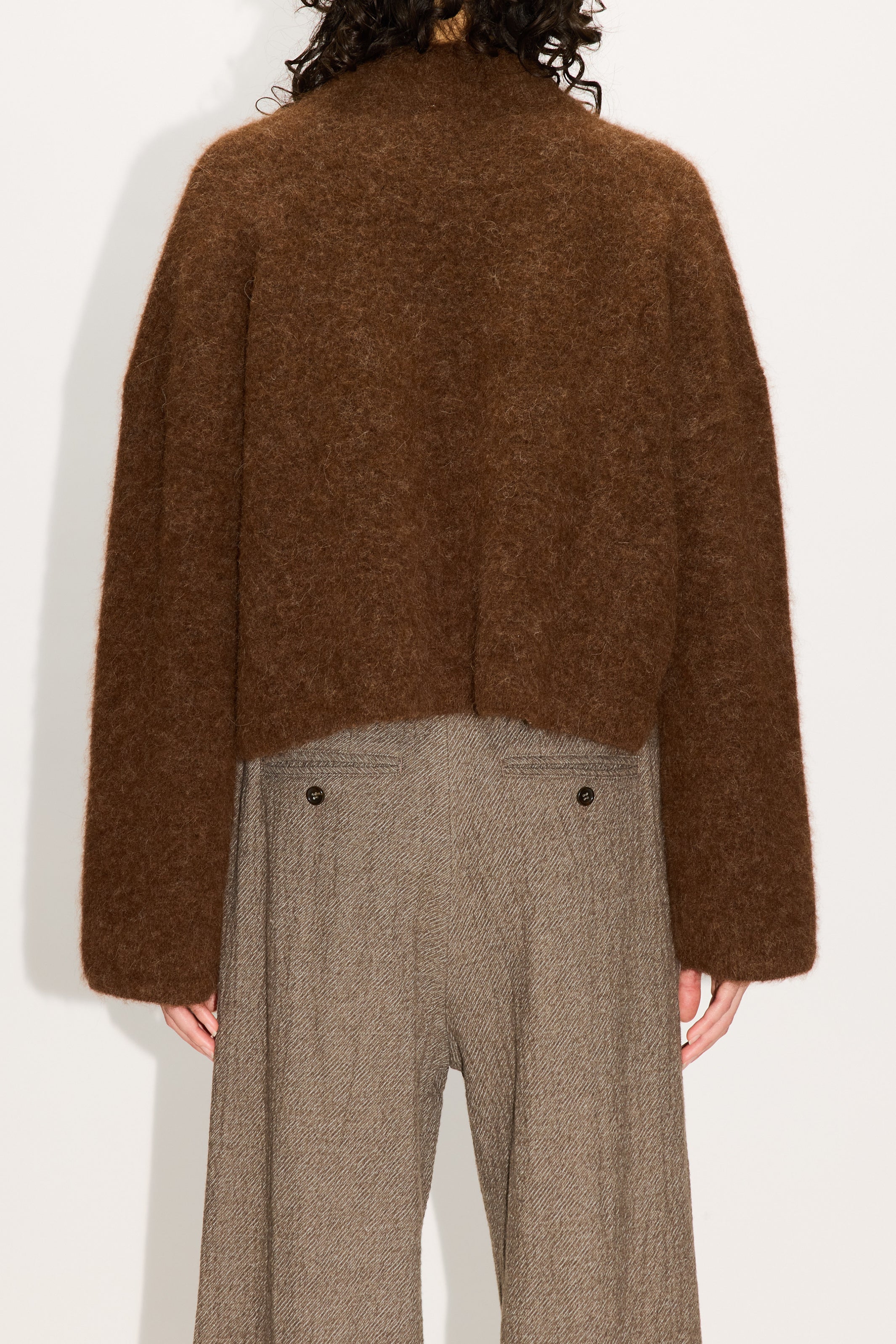 Cropped Oversized Sweater – HOPE STHLM Cropped Oversized Sweater – HOPE STHLM