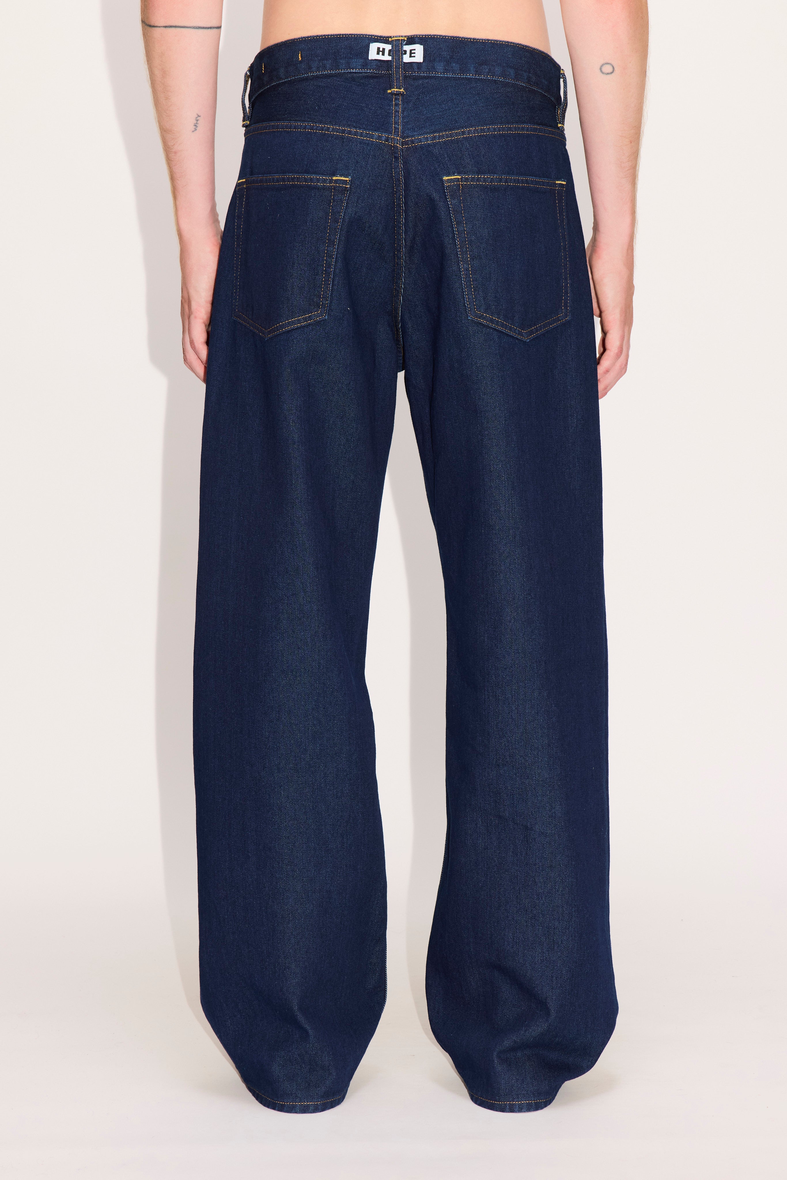 HOPE-AW25-57279252-Criss-Jeans