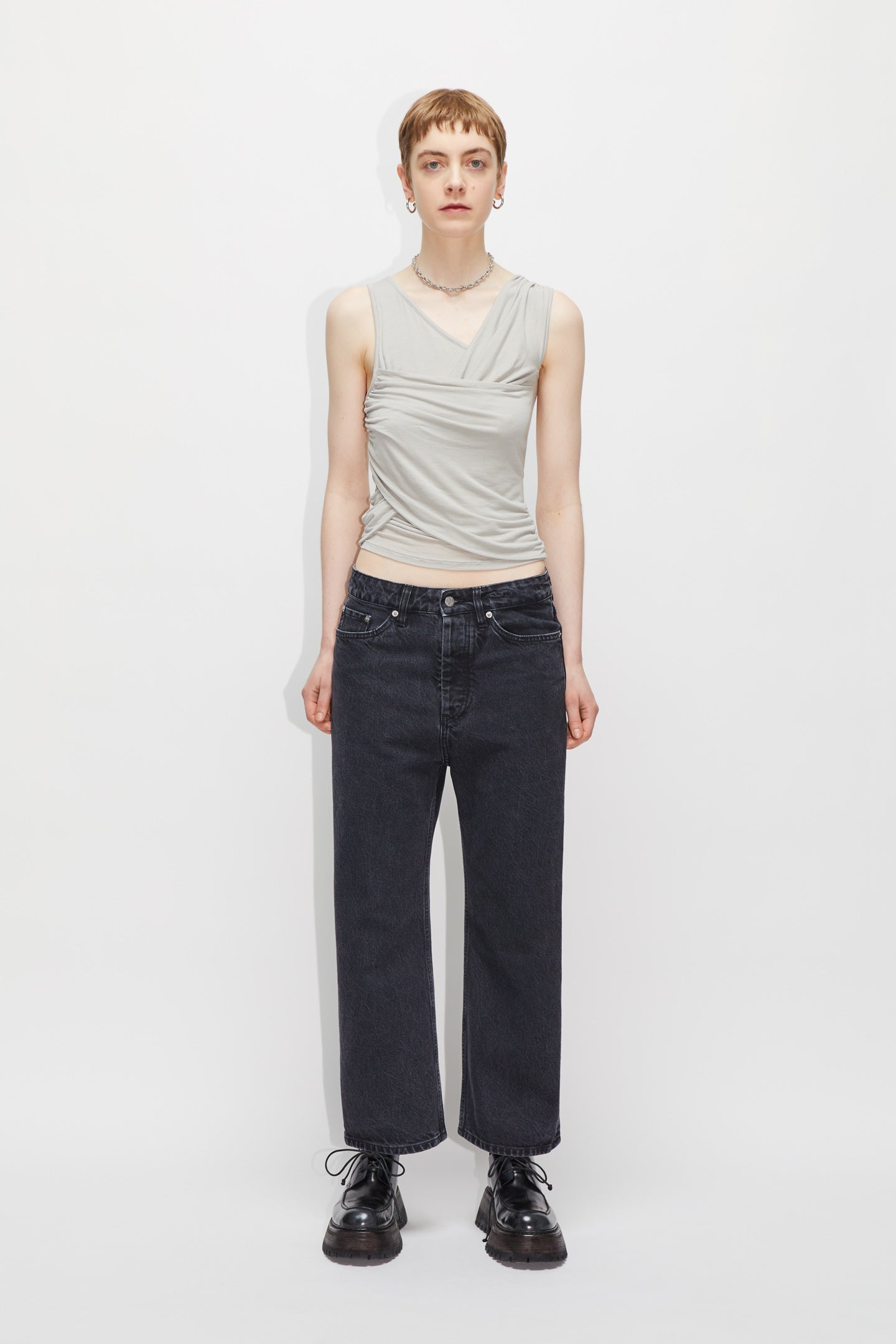 ボトムスその他 Chloe Loose black washed jeans Chloé パンツ＆ジャンプスーツ | クロエ JP 公式サイト | 女性の