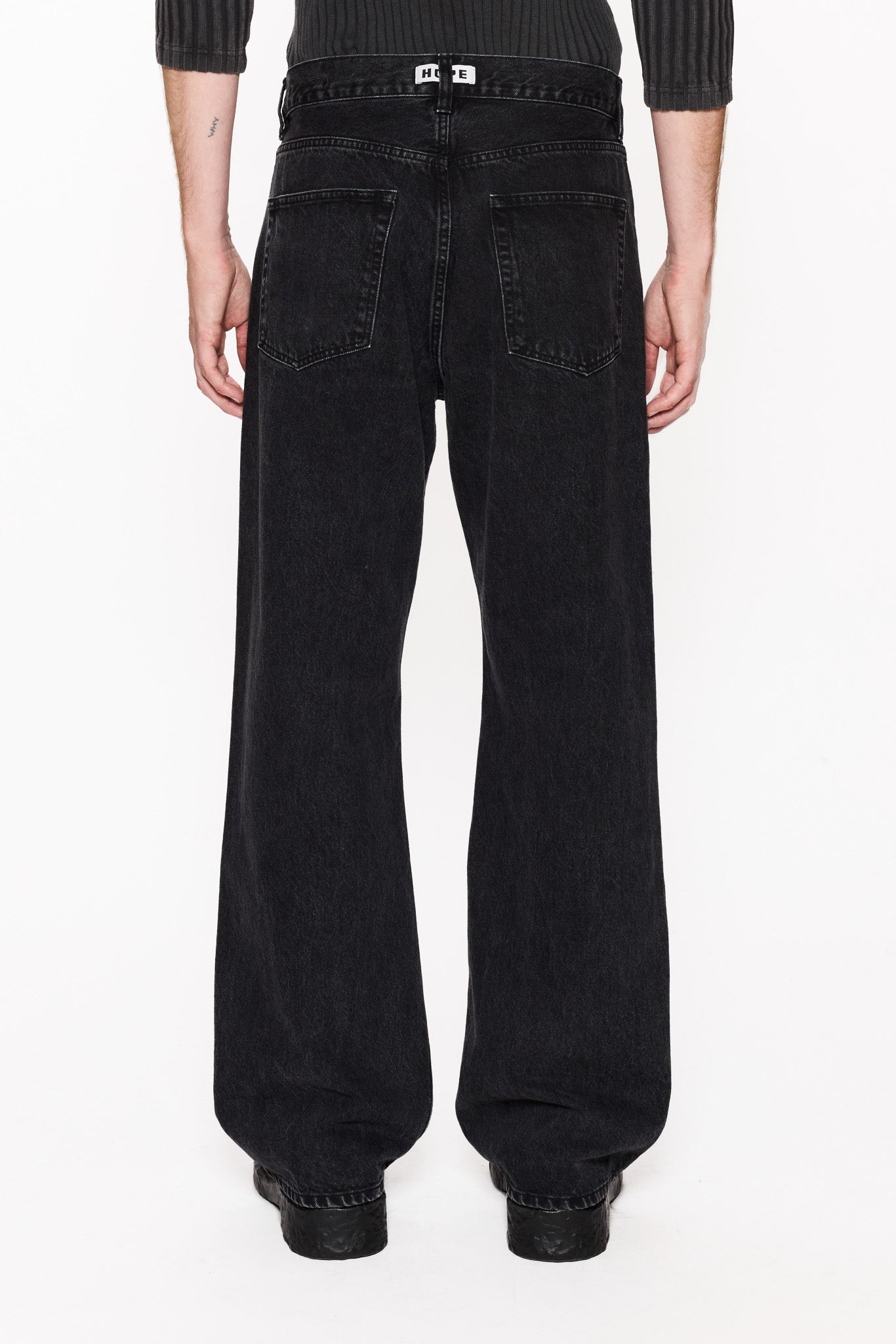 Loose-fit Jeans - Criss Jeans in Washed Black – HOPE STHLM