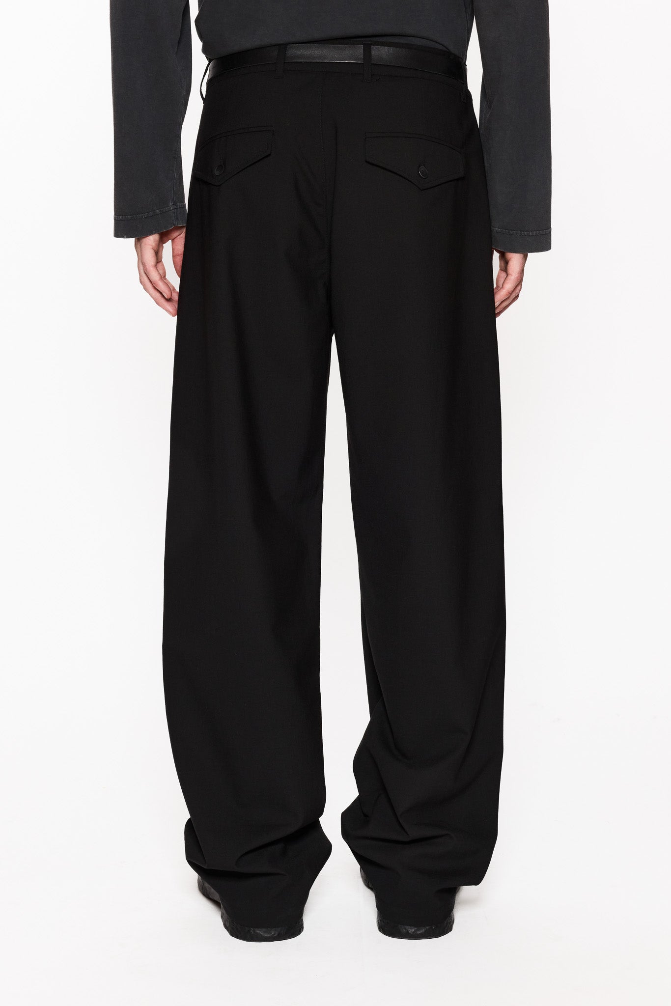 Wide-leg Suit Trousers in Black – HOPE STHLM