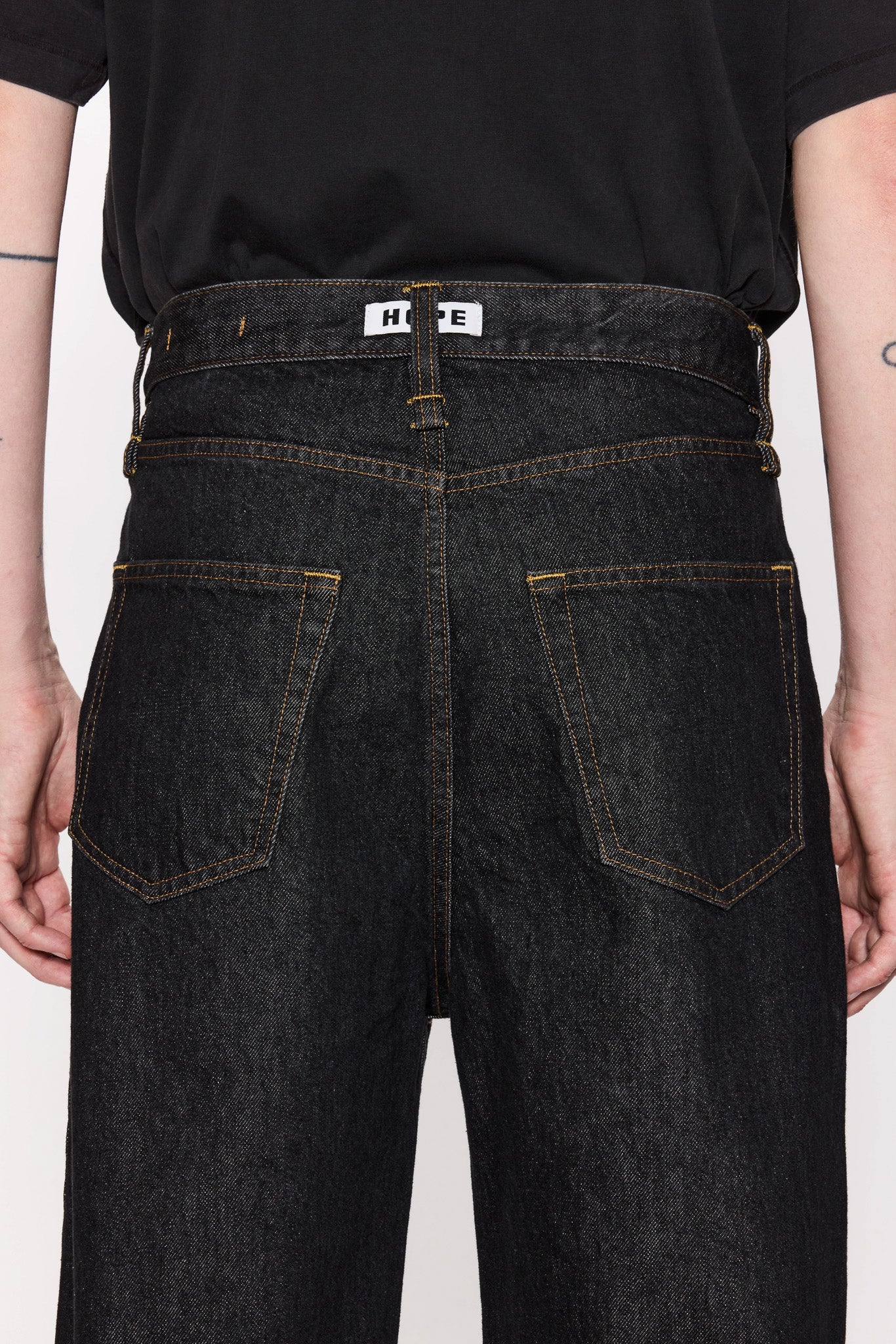 Wide-leg Jeans - Skid Jeans in Rinsed Black – HOPE STHLM