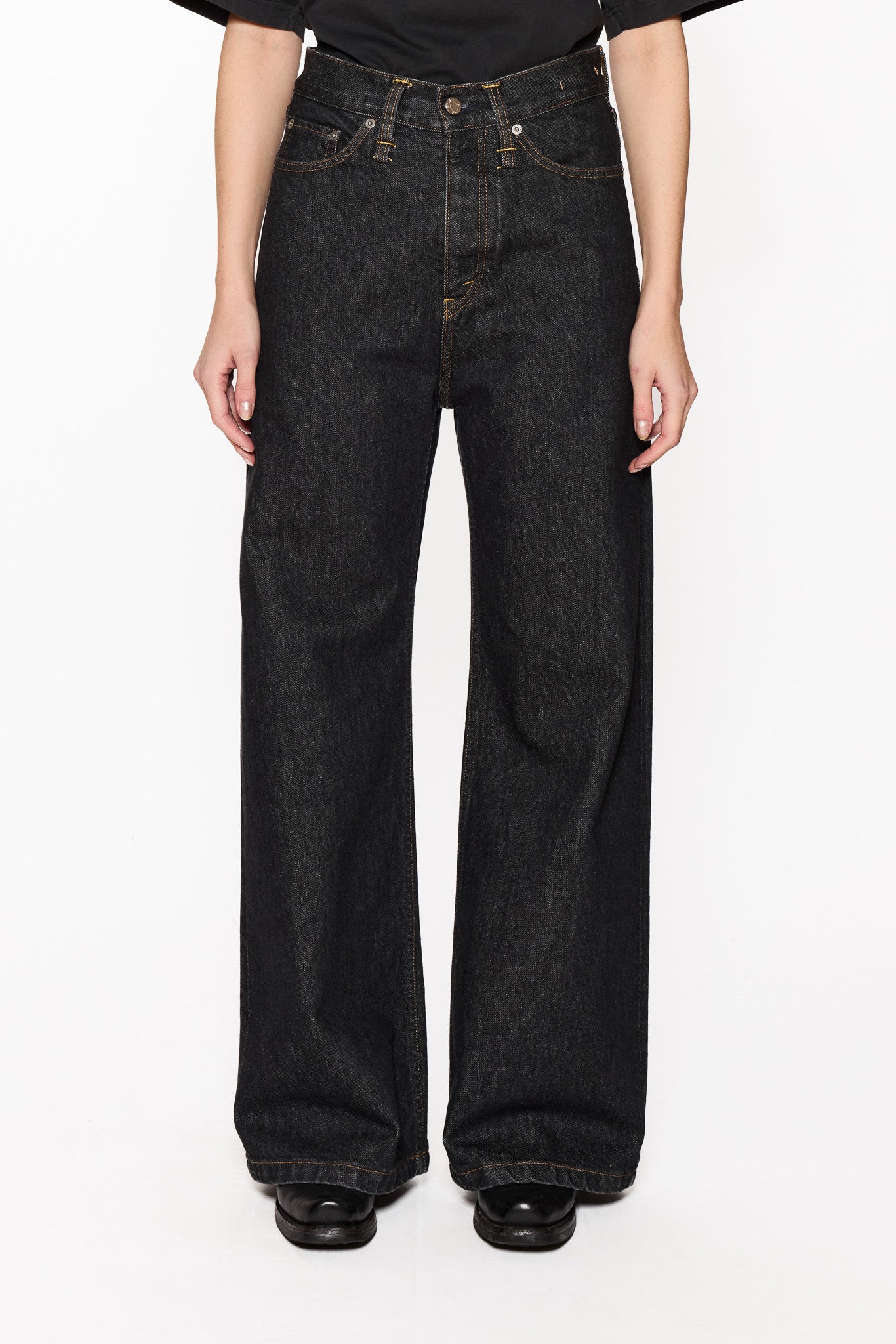 Wide-leg Jeans - Skid Jeans in Rinsed Black – HOPE STHLM
