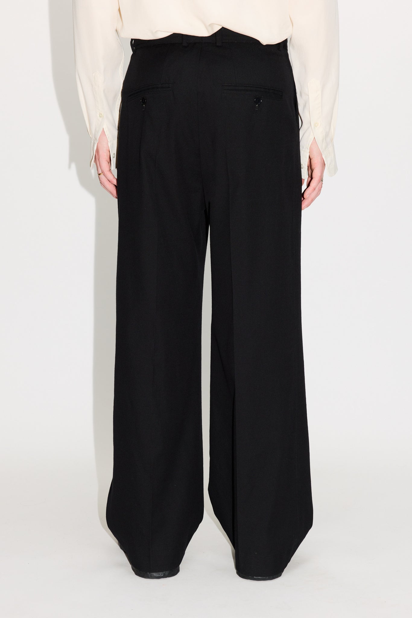 Loose-fit Trousers - Fire Trousers in Soft Black – HOPE STHLM