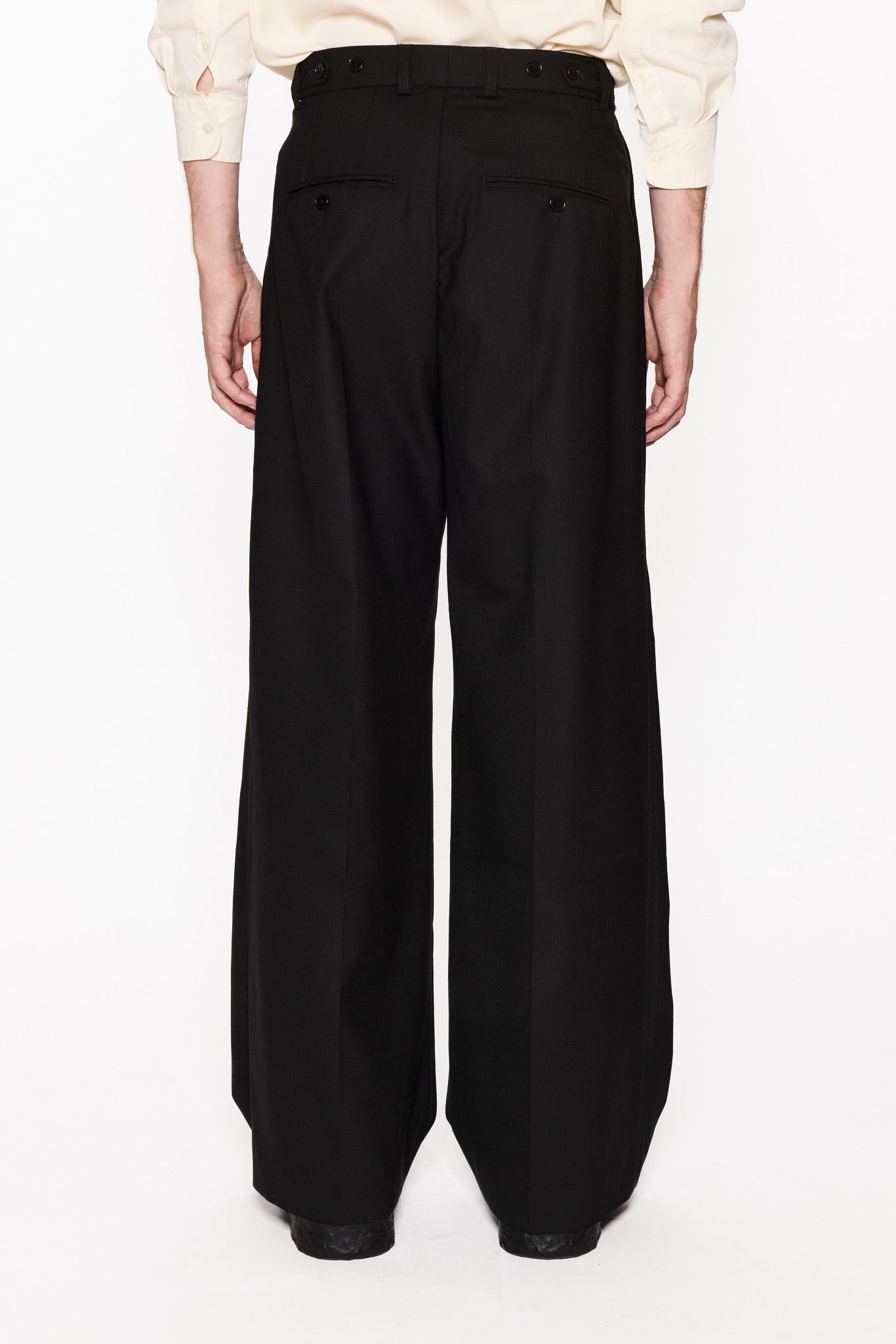 Loose-fit Trousers - Fire Trousers in Soft Black – HOPE STHLM