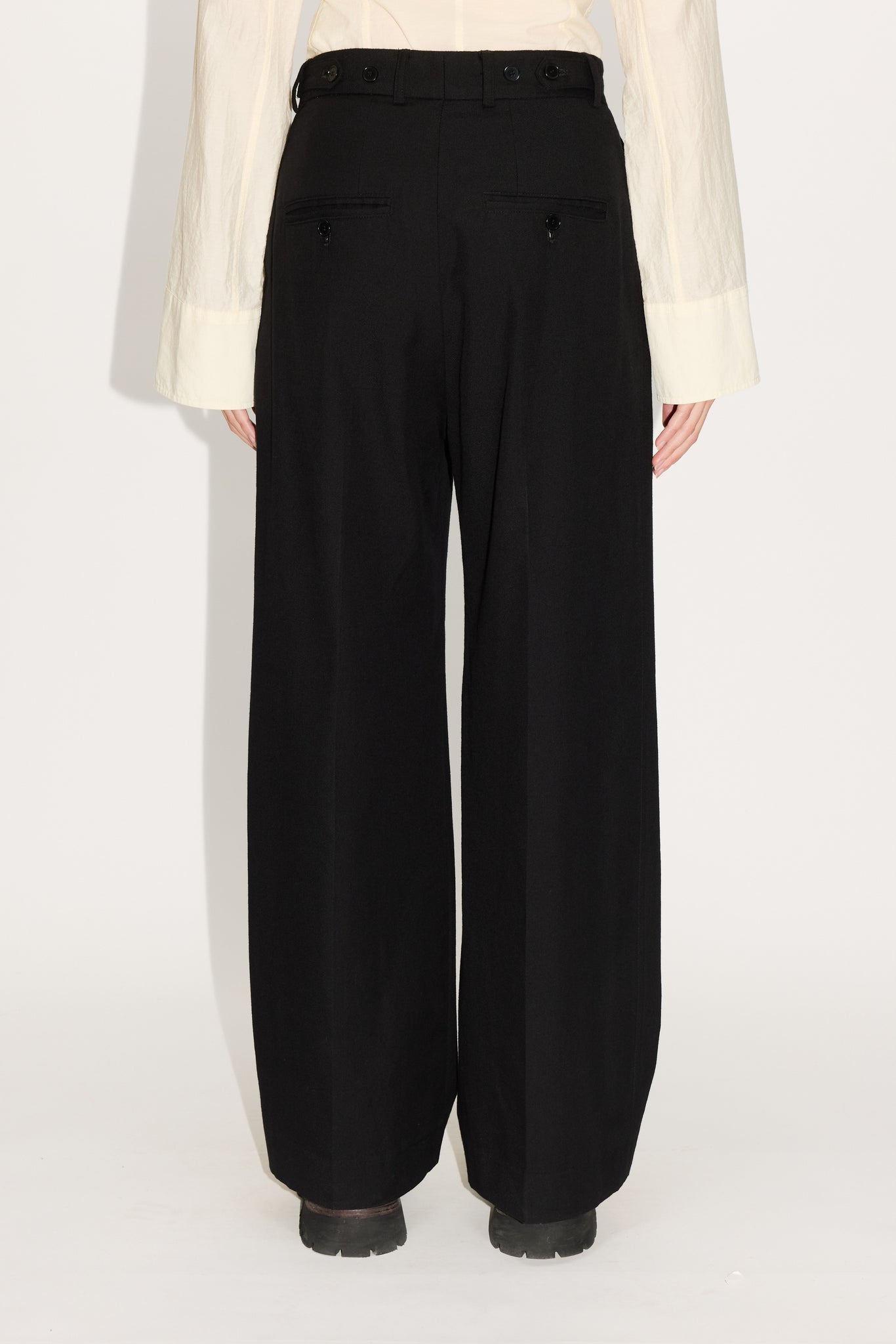 Loose-fit Trousers - Fire Trousers in Soft Black – HOPE STHLM