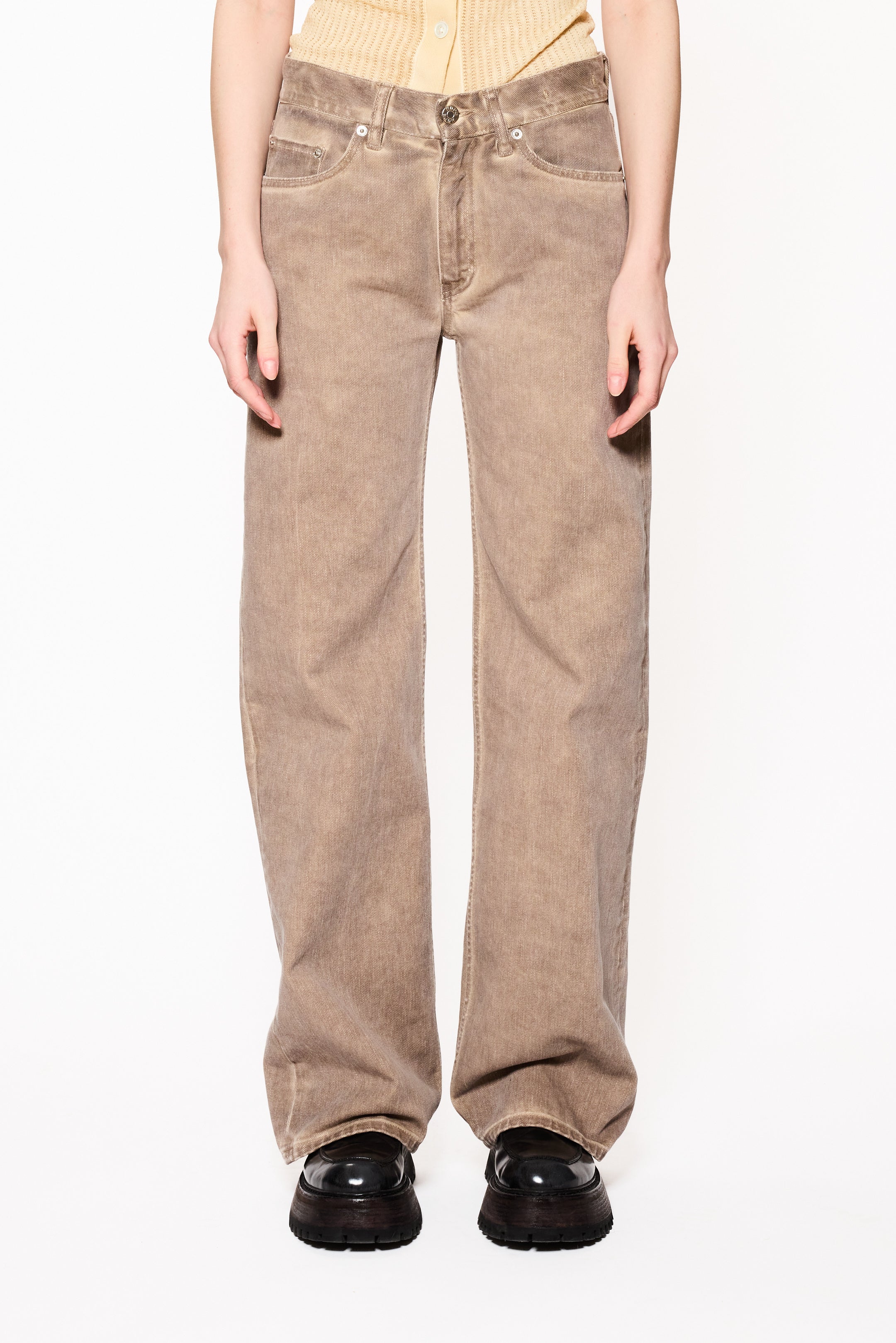 HOPE-SS26-60253317-Shake-Jeans