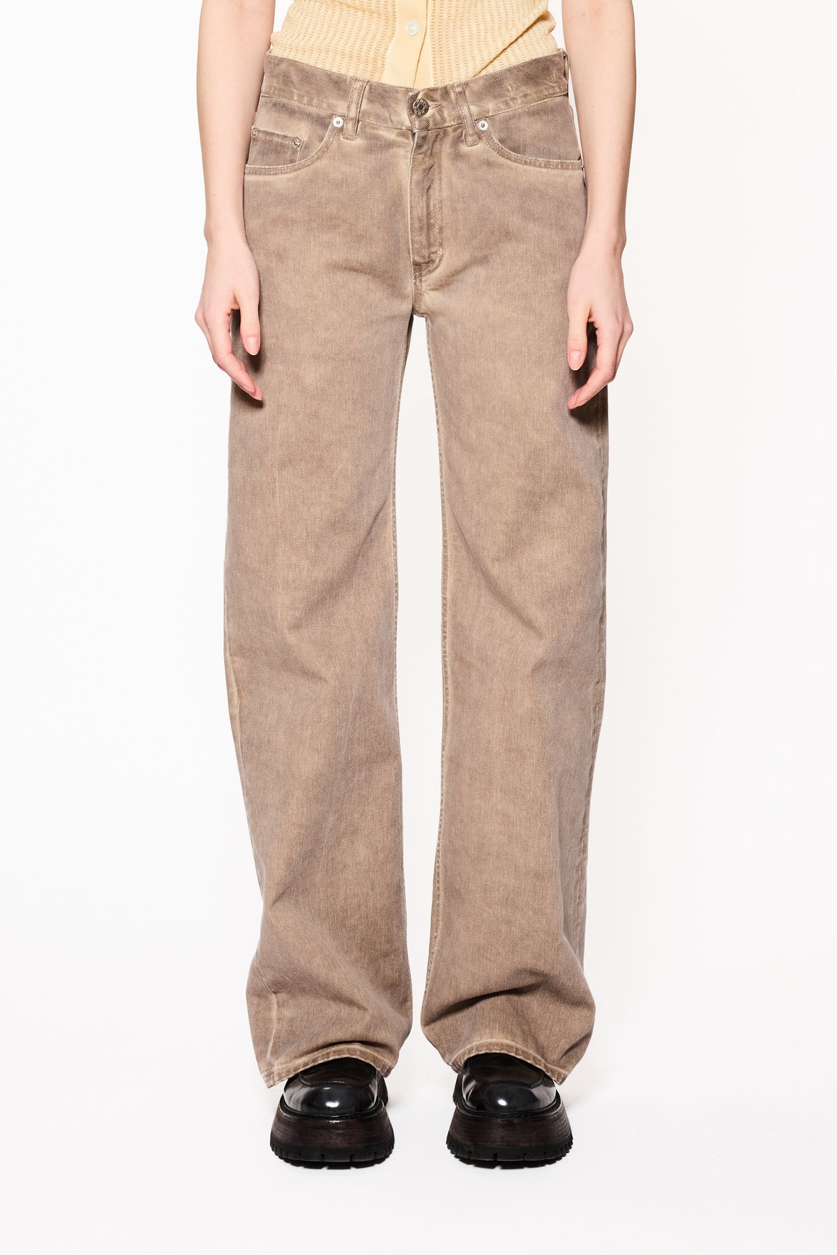 HOPE-SS26-60253317-Shake-Jeans 