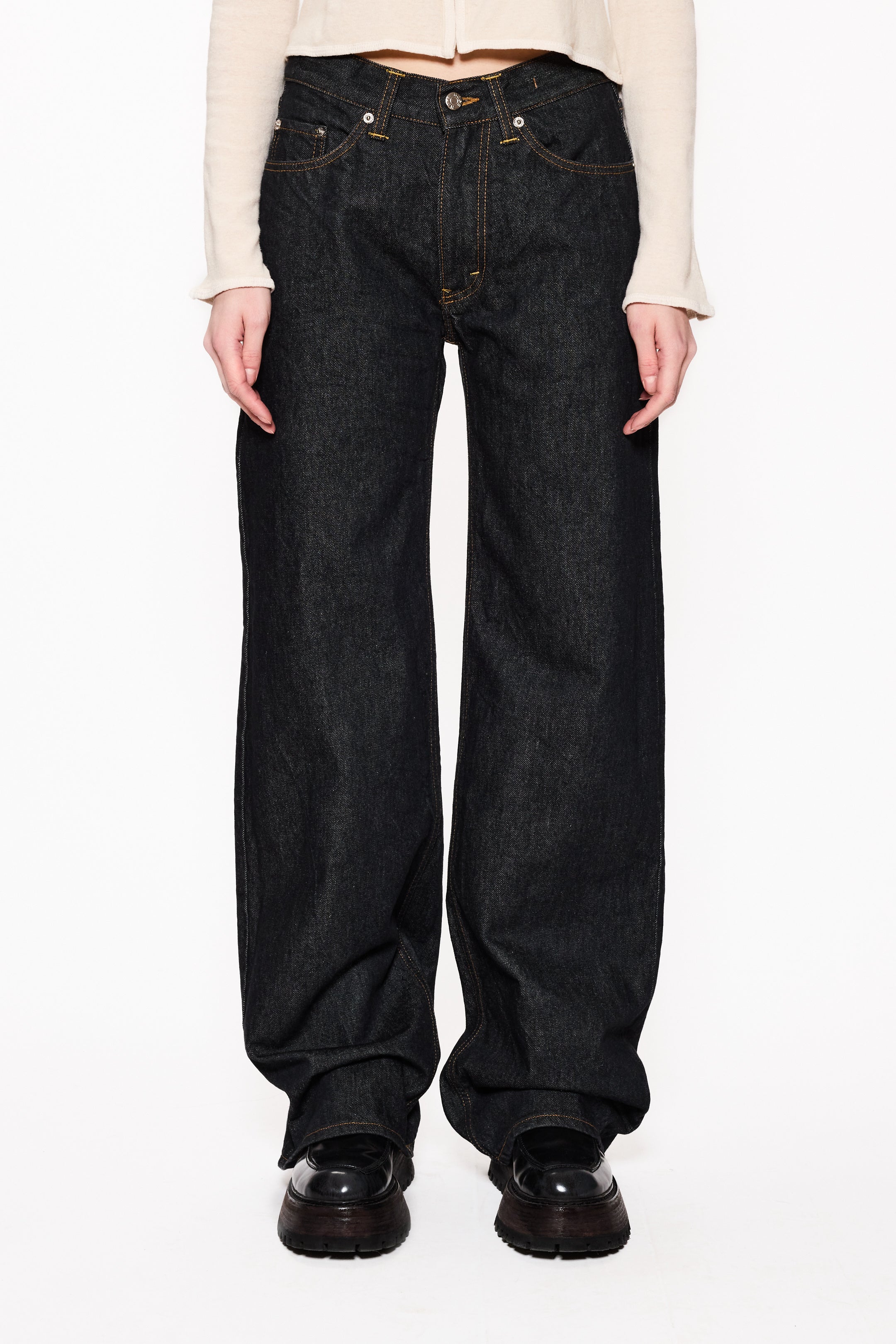 ALL HOPE JEANS – HOPE STHLM