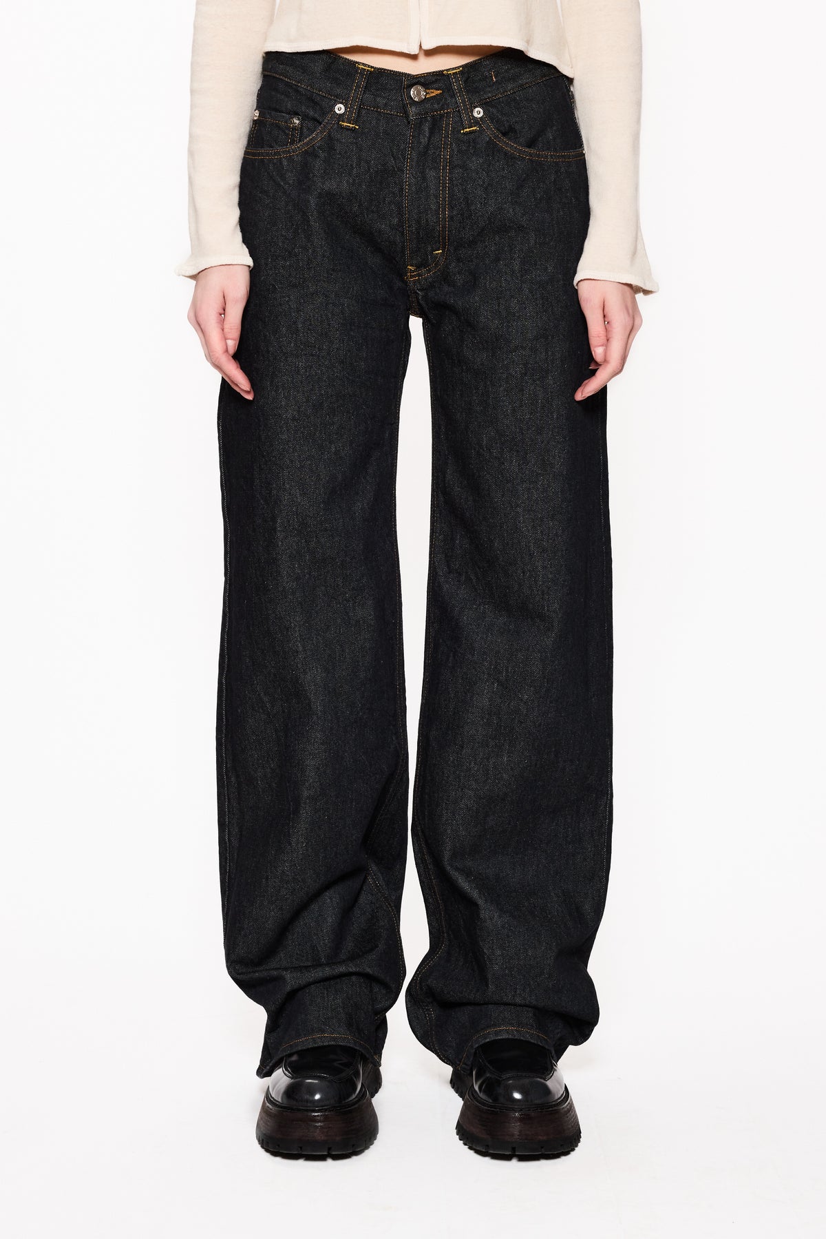 ALL HOPE JEANS – HOPE STHLM
