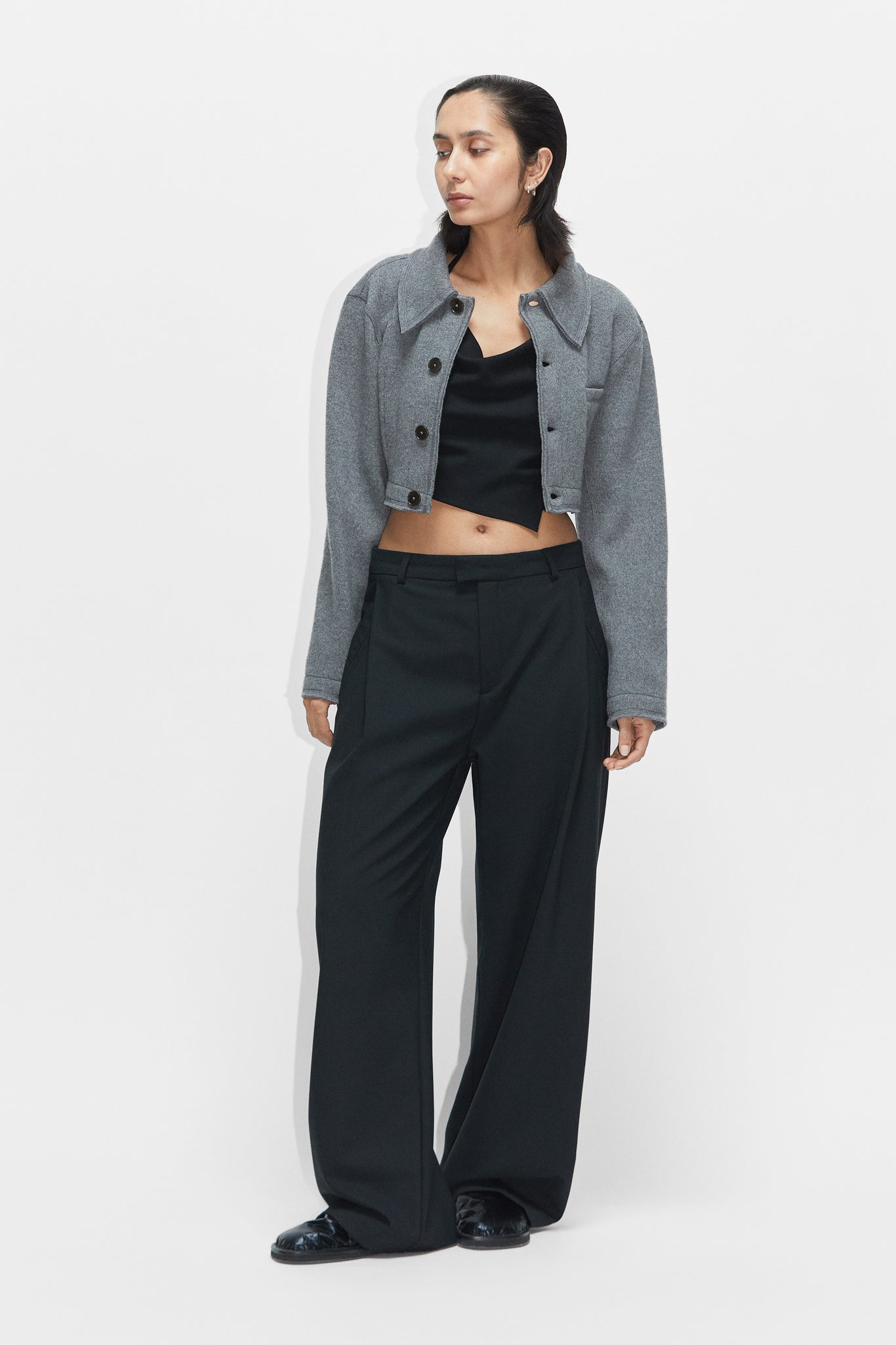 Pleated Wide-leg Trousers