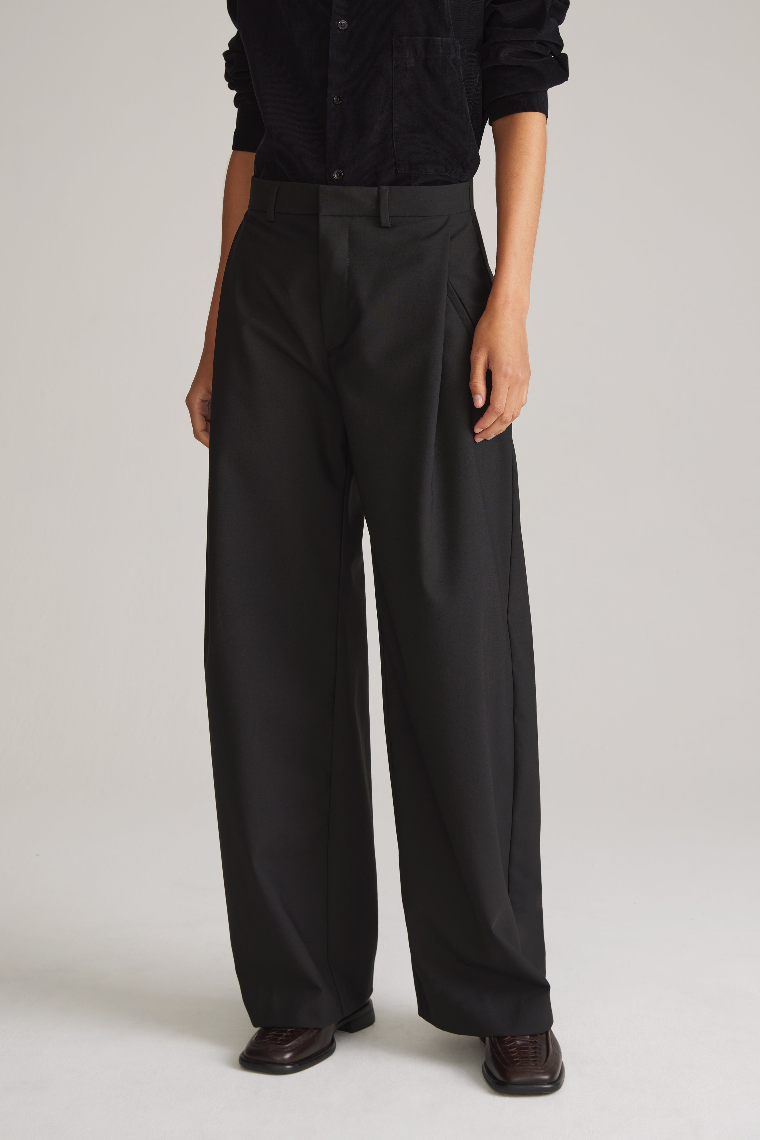 Pleated Wide-Leg Trousers – HOPE STHLM
